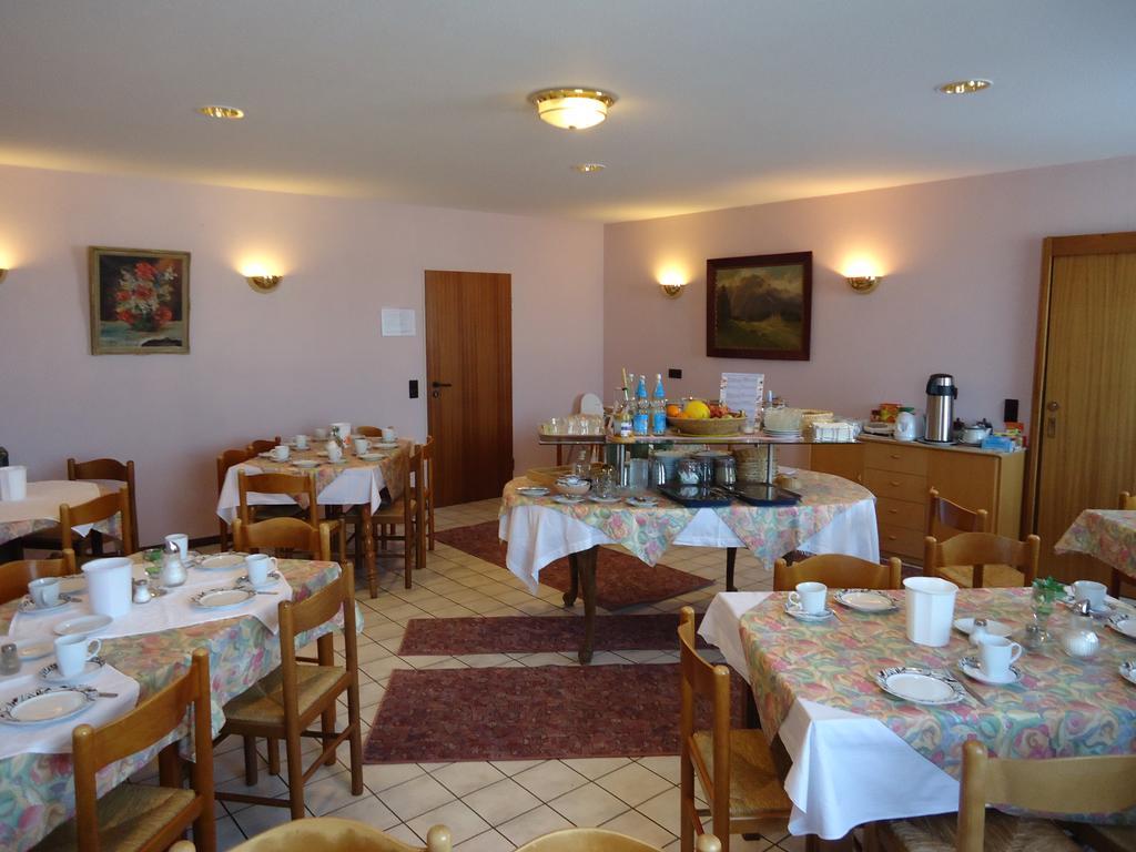 Enjoyhotel Garni Korntal Stuttgart B&B Ngoại thất bức ảnh