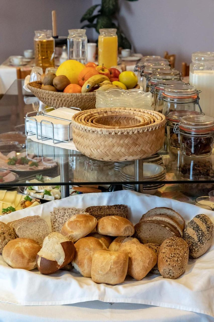 Enjoyhotel Garni Korntal Stuttgart B&B Ngoại thất bức ảnh