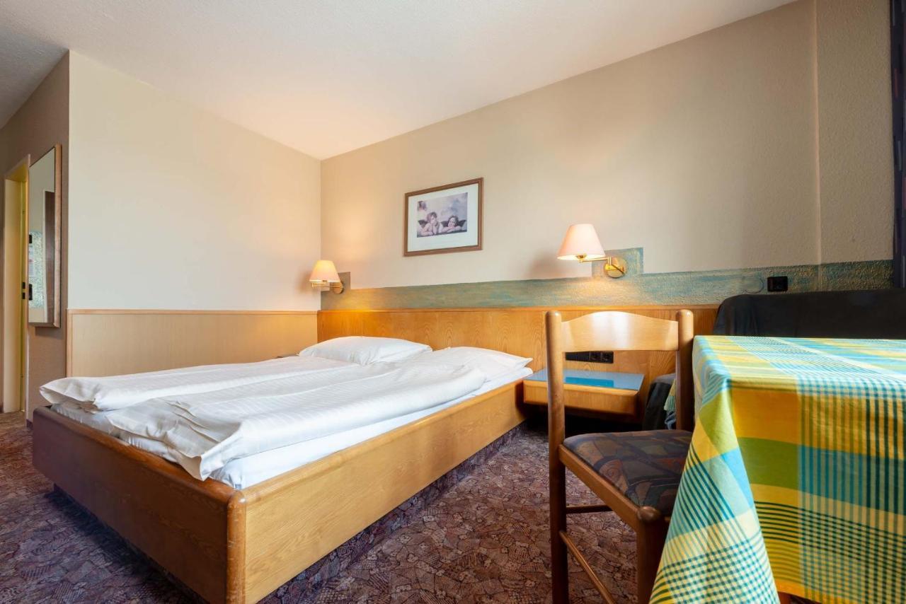 Enjoyhotel Garni Korntal Stuttgart B&B Ngoại thất bức ảnh